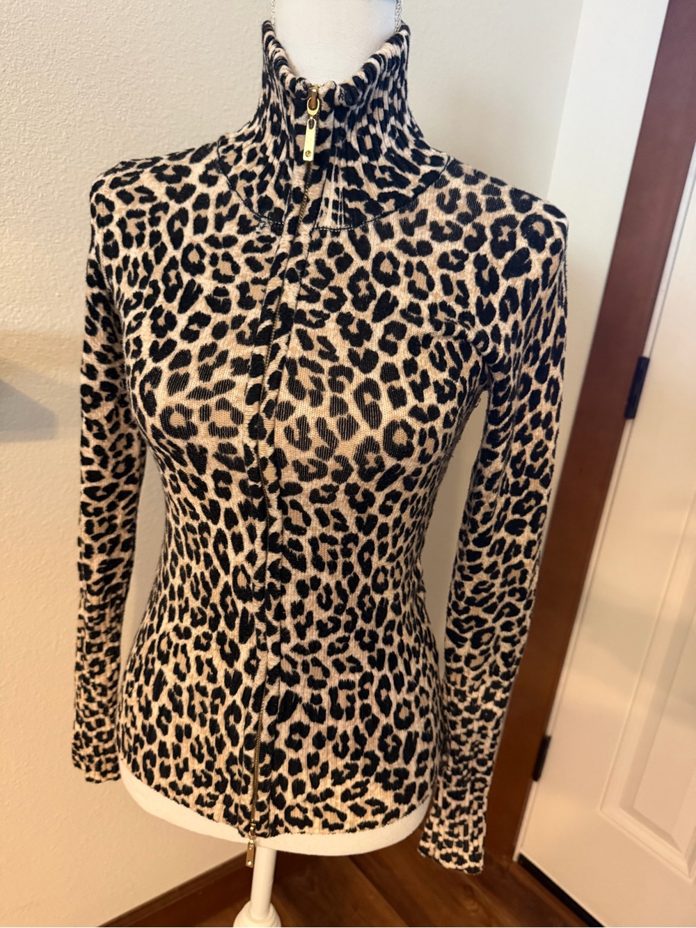 Boston Proper Leopard Zip Turtleneck - Beige & Black